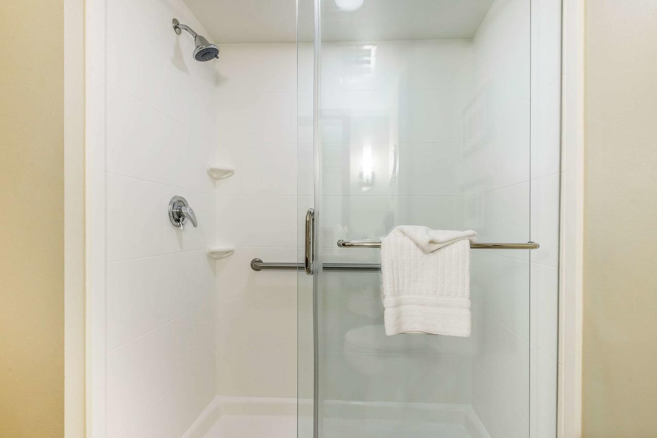 Comfort Suites Near Rainbow Springs Dunnellon - thumb 9