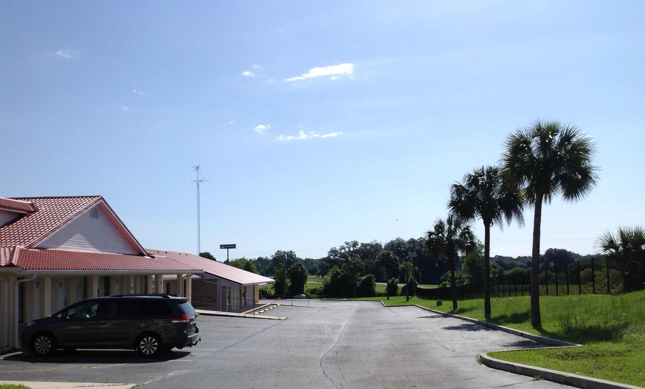 Palms Garden Inn - thumb 17