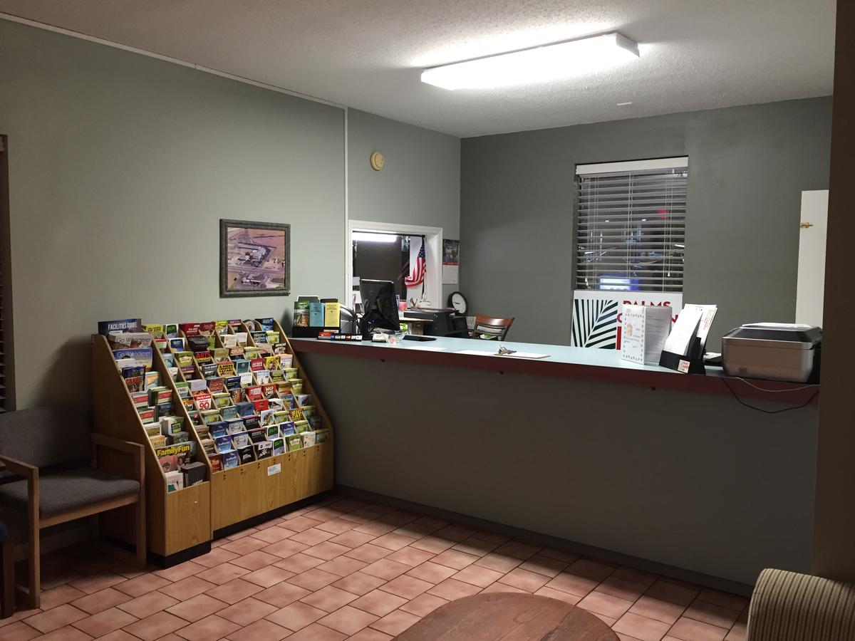 Palms Garden Inn - thumb 16