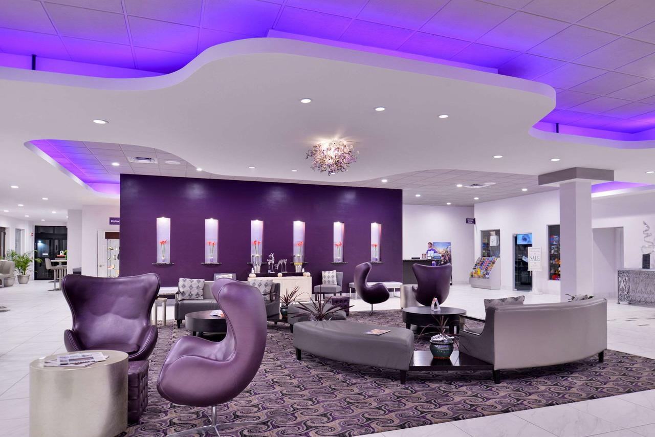 Clarion Inn & Suites Across From Universal Orlando Resort - thumb 35