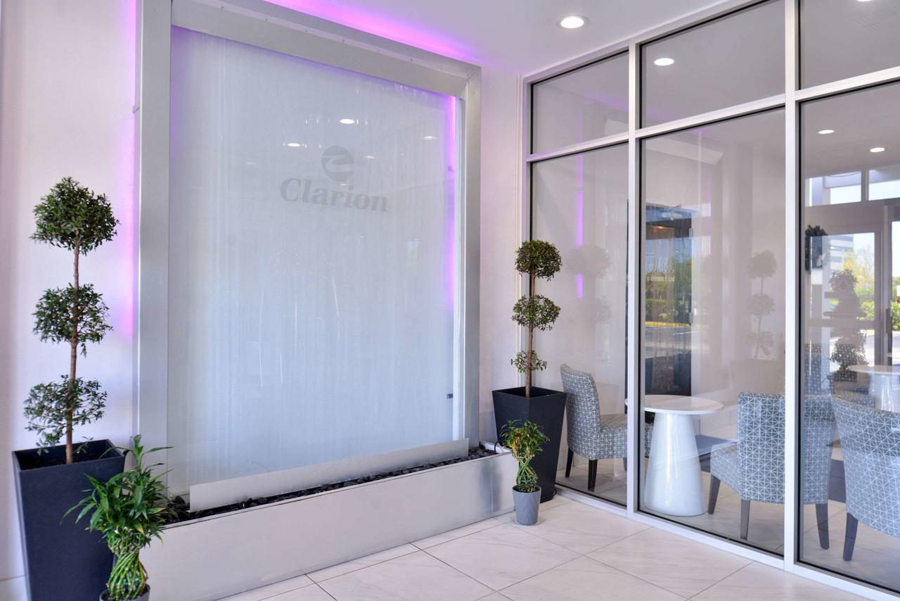 Clarion Inn & Suites Across From Universal Orlando Resort - thumb 4