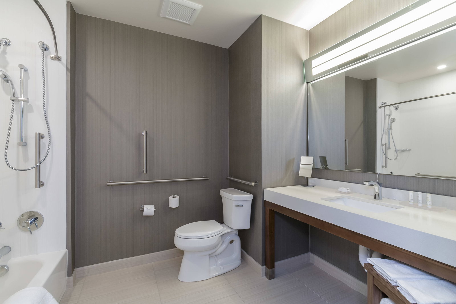 Courtyard South Bend Downtown - thumb 5