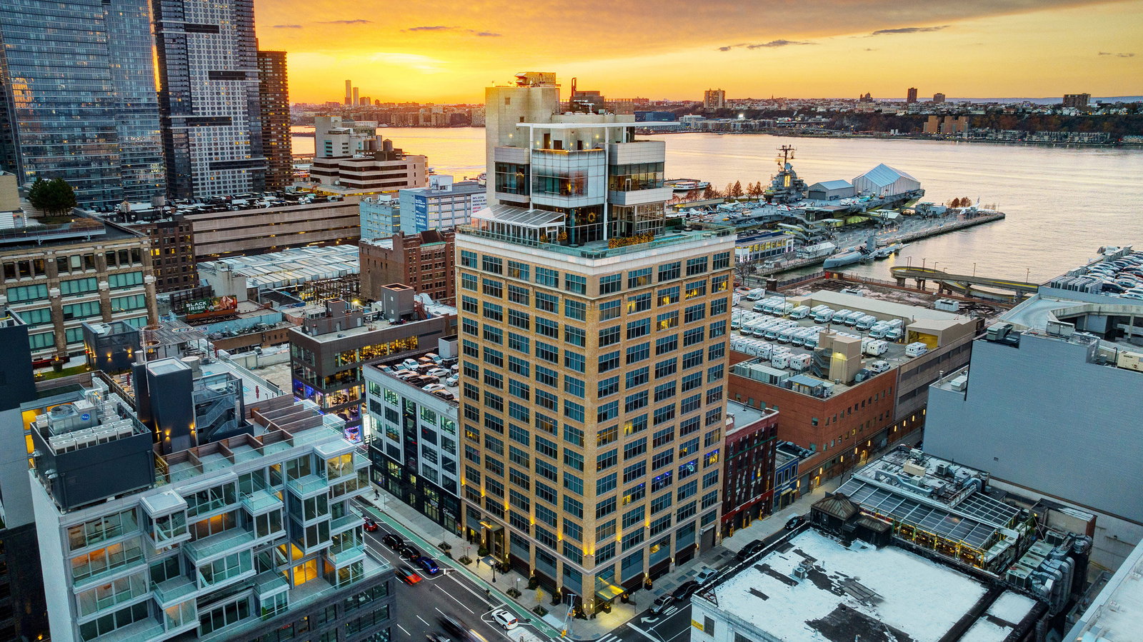 Ink 48 Hotel - thumb 3