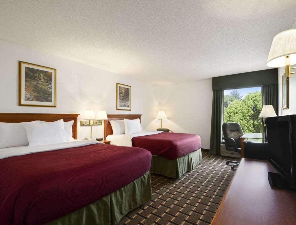 Baymont Inn & Suites Crossville - thumb 3