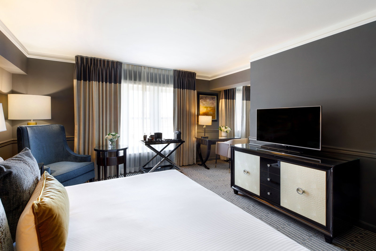 Ambassador Hotel Tulsa, Autograph Coll - thumb 5