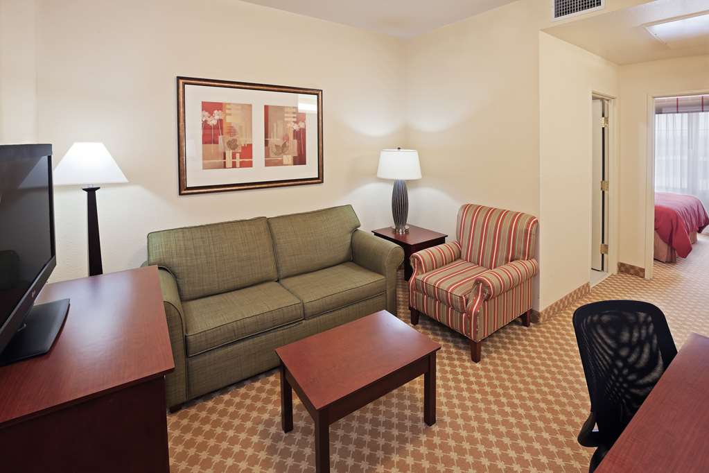 Country Inn & Suites Tulsa - thumb 6