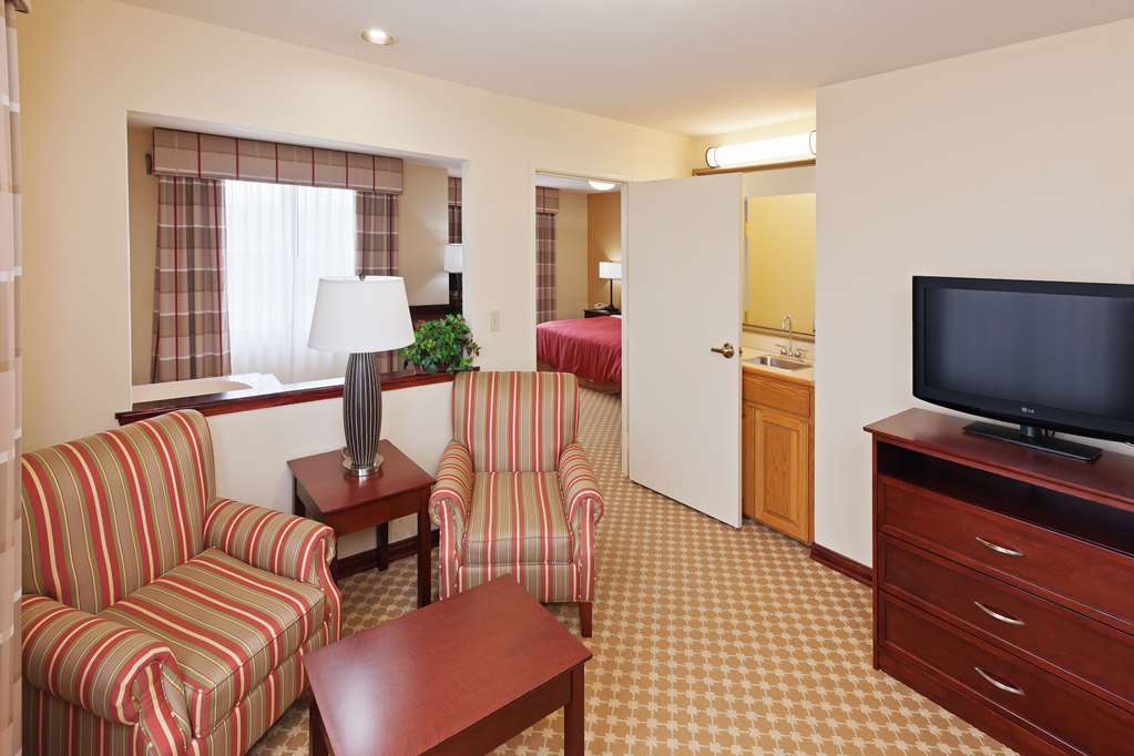 Country Inn & Suites Tulsa - thumb 7