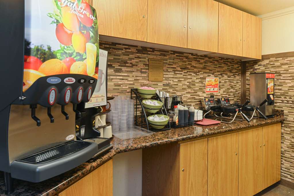 Best Western Plus Landmark Inn - thumb 11