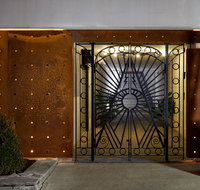 Hutton Hotel - Accommodation Indiana