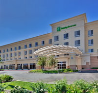 Holiday Inn and Suites Bakersfield North - Accommodation Indiana