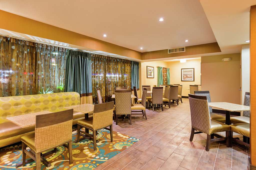 Hampton Inn Bakersfield-Central - thumb 15
