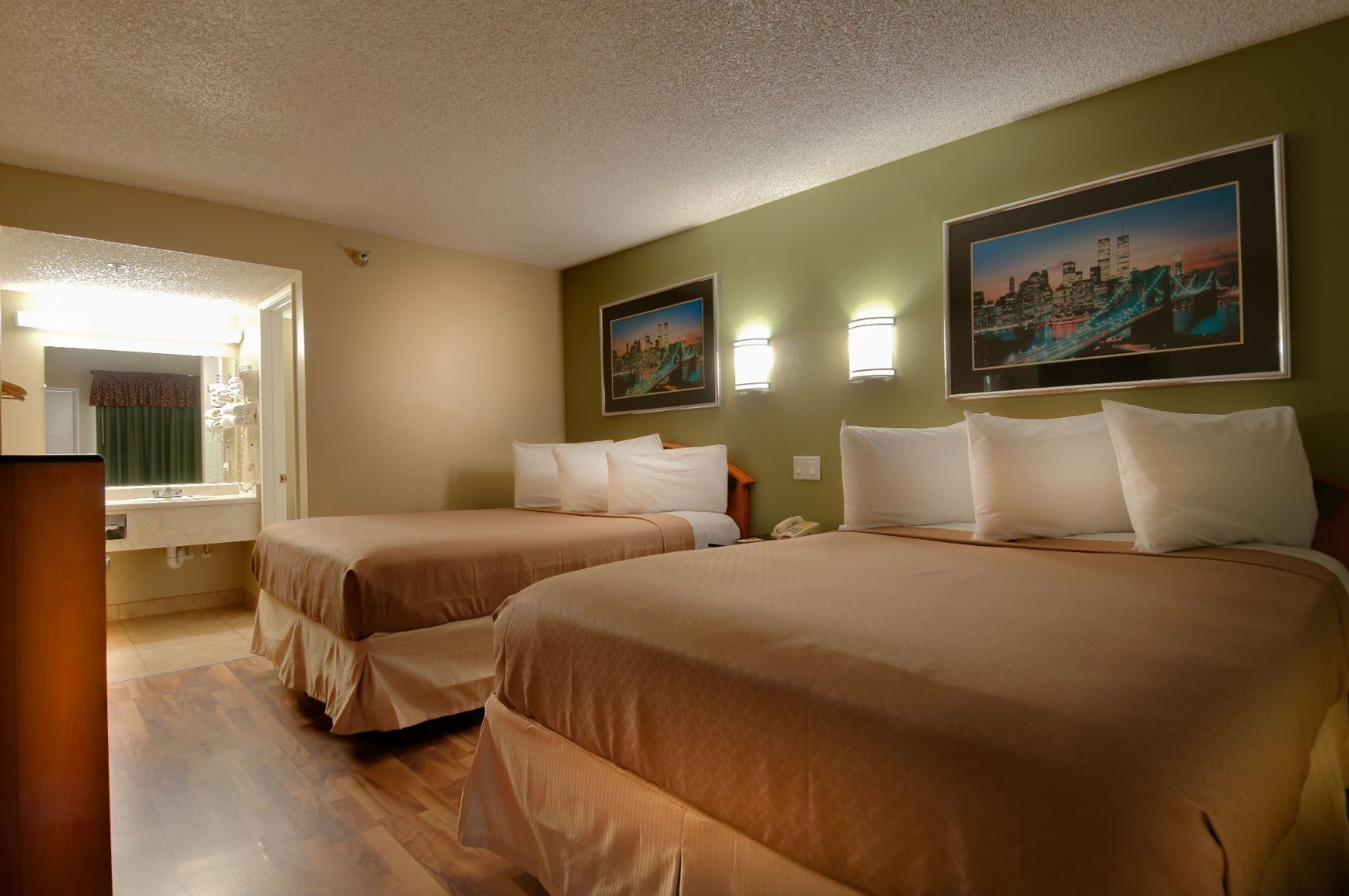 Vagabond Inn Bakersfield South - thumb 1