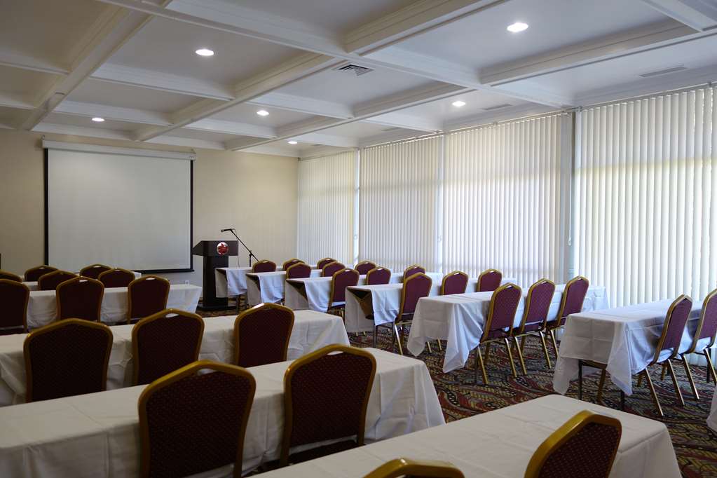 Ramada Sacramento - thumb 7