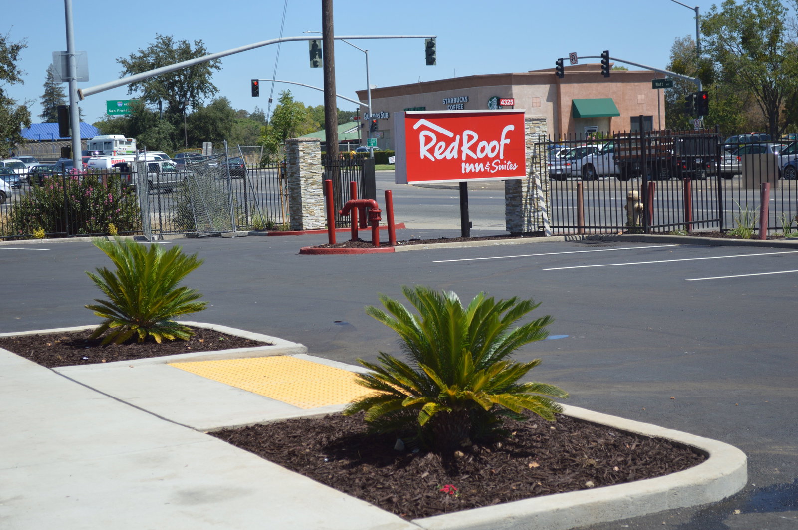 Red Roof Inn & Suites Sacramento North - thumb 3