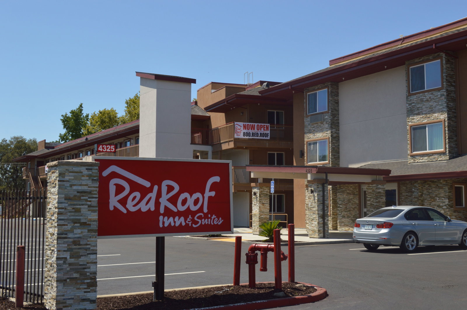 Red Roof Inn & Suites Sacramento North - thumb 4