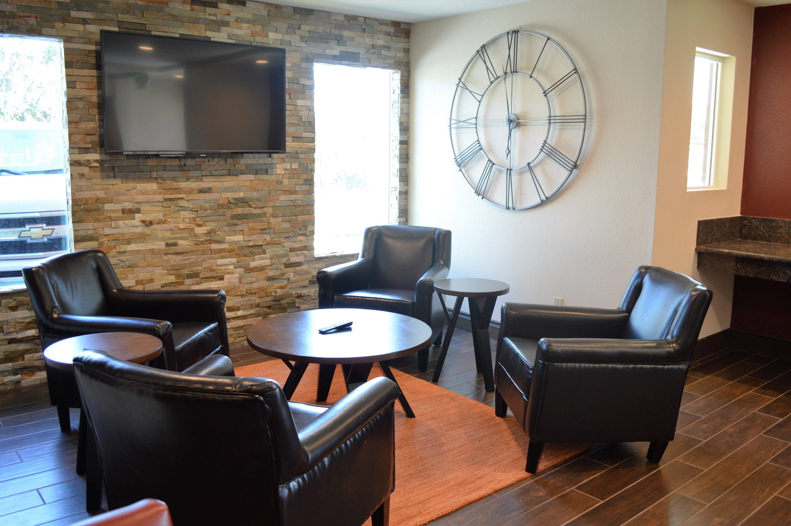 Red Roof Inn & Suites Sacramento North - thumb 6