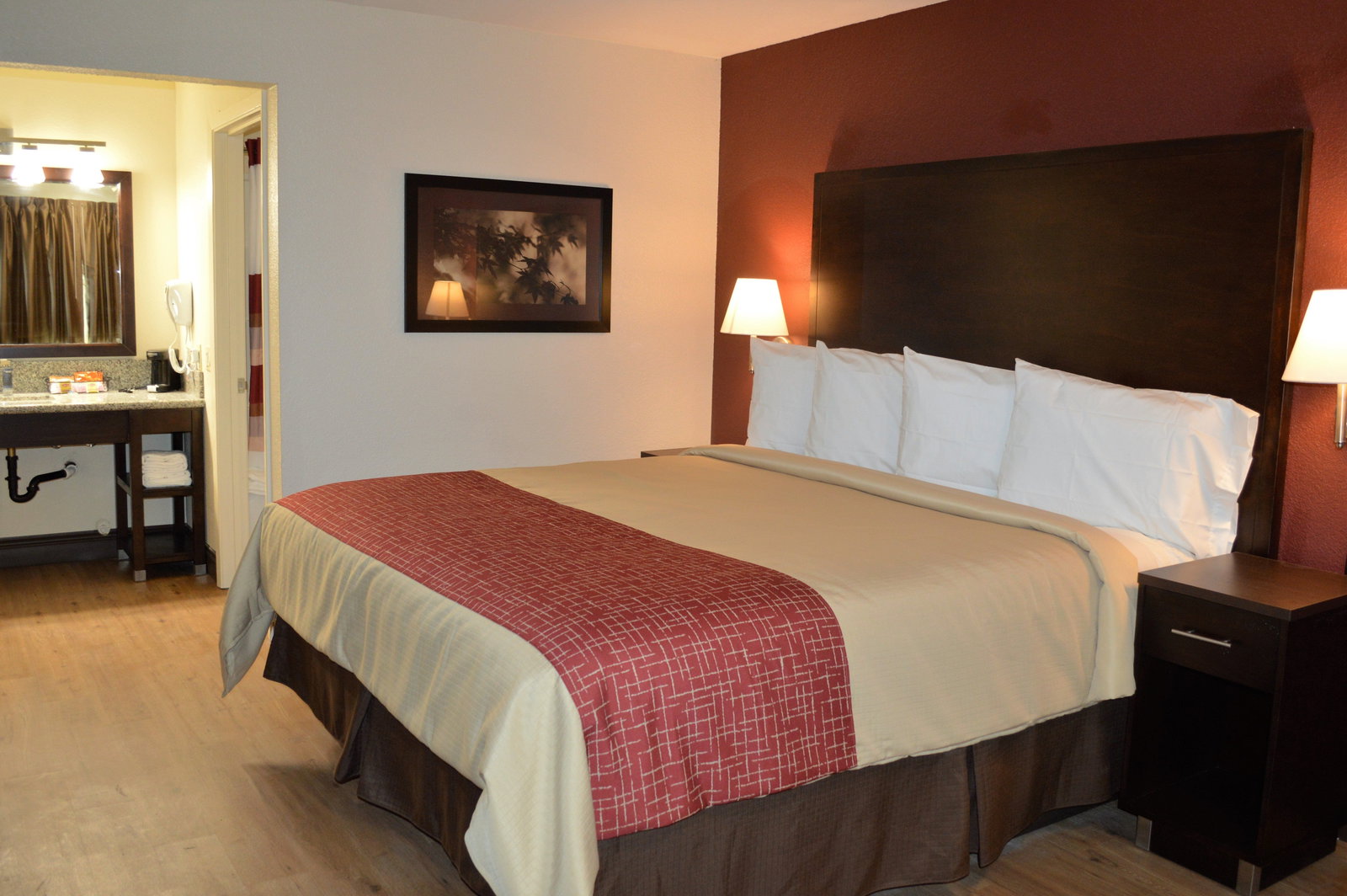 Red Roof Inn & Suites Sacramento North - thumb 13