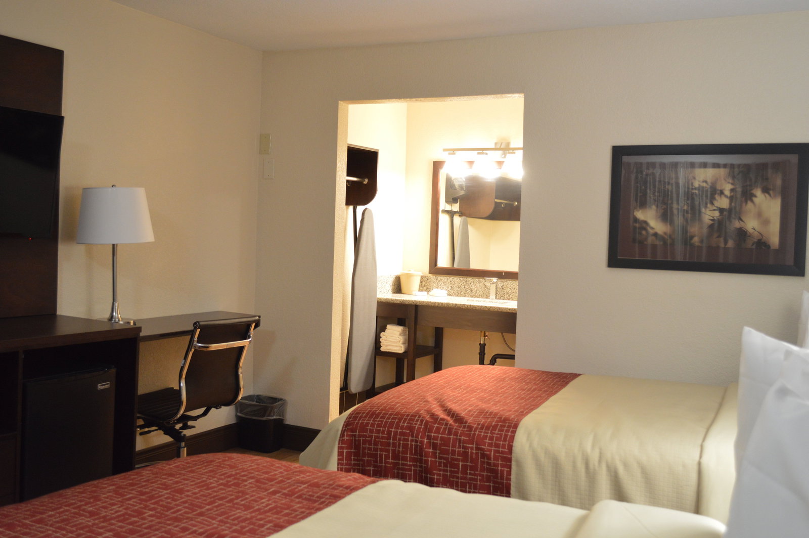 Red Roof Inn & Suites Sacramento North - thumb 17