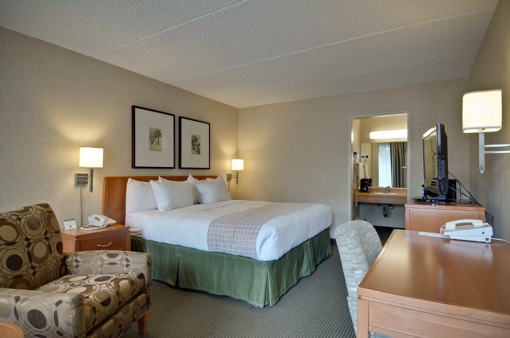 Vagabond Inn Executive Sacramento - thumb 4