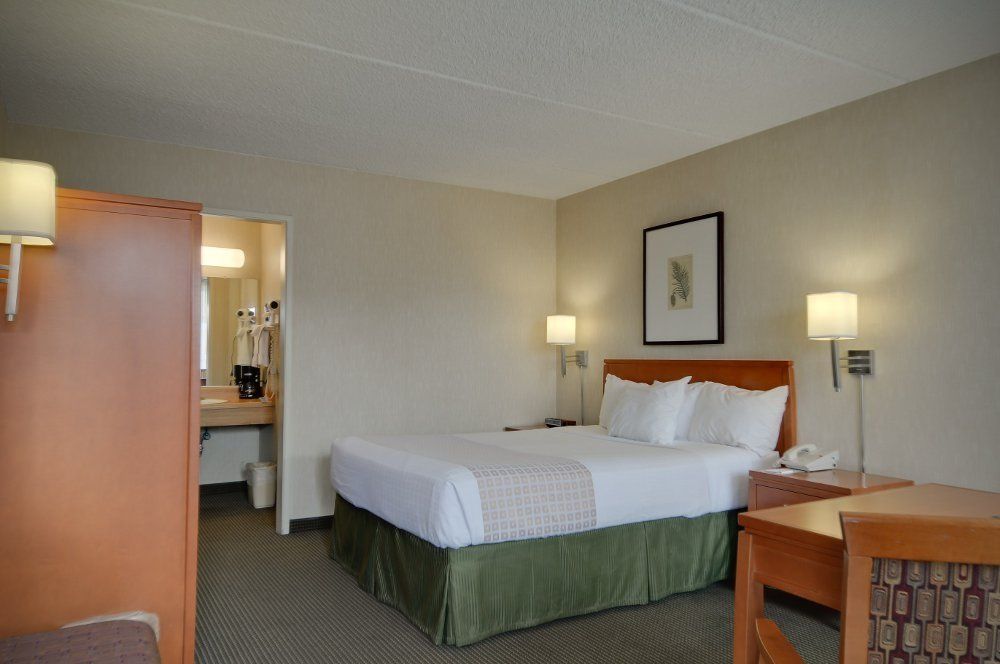 Vagabond Inn Executive Sacramento - thumb 8