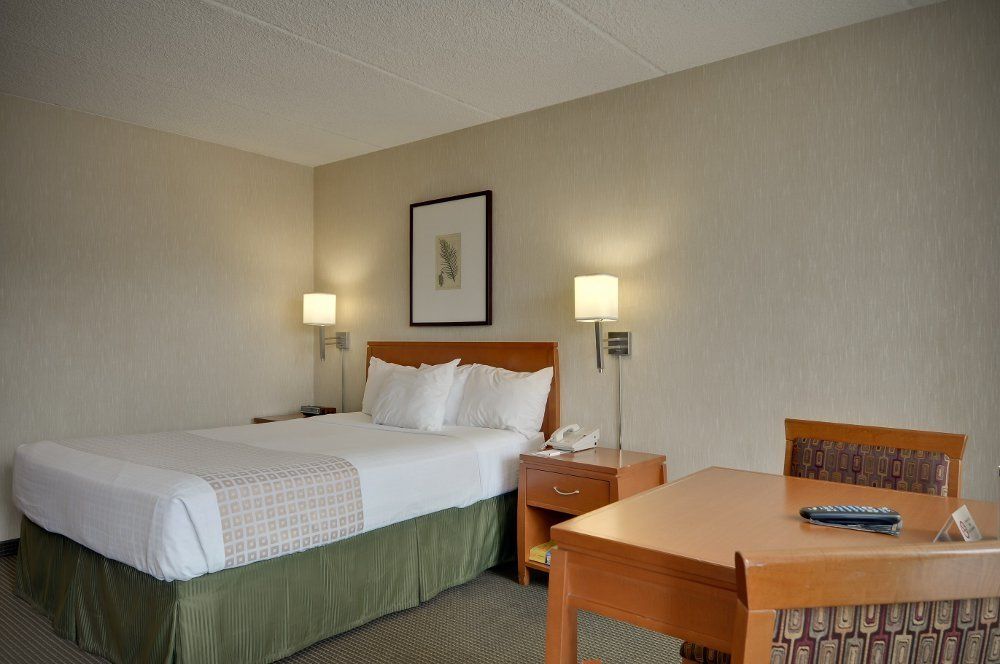 Vagabond Inn Executive Sacramento - thumb 9