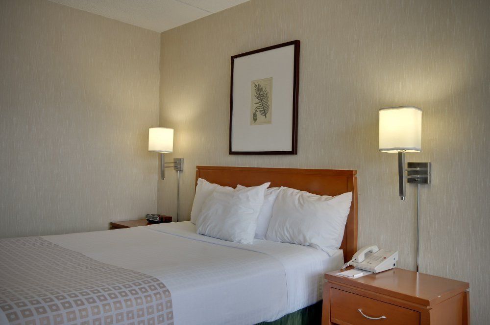 Vagabond Inn Executive Sacramento - thumb 10