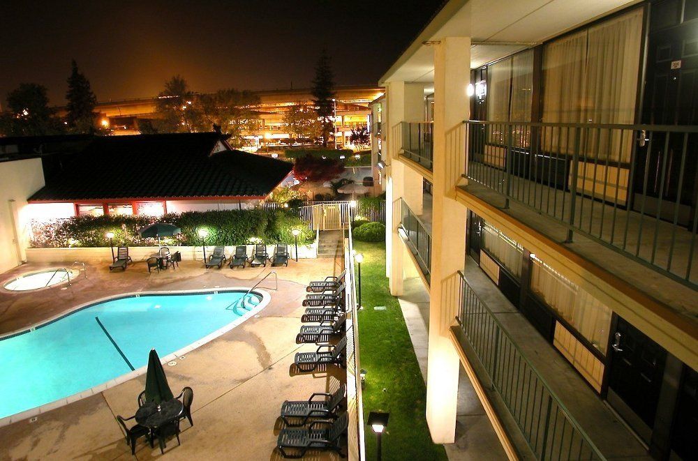 Vagabond Inn Executive Sacramento - thumb 11