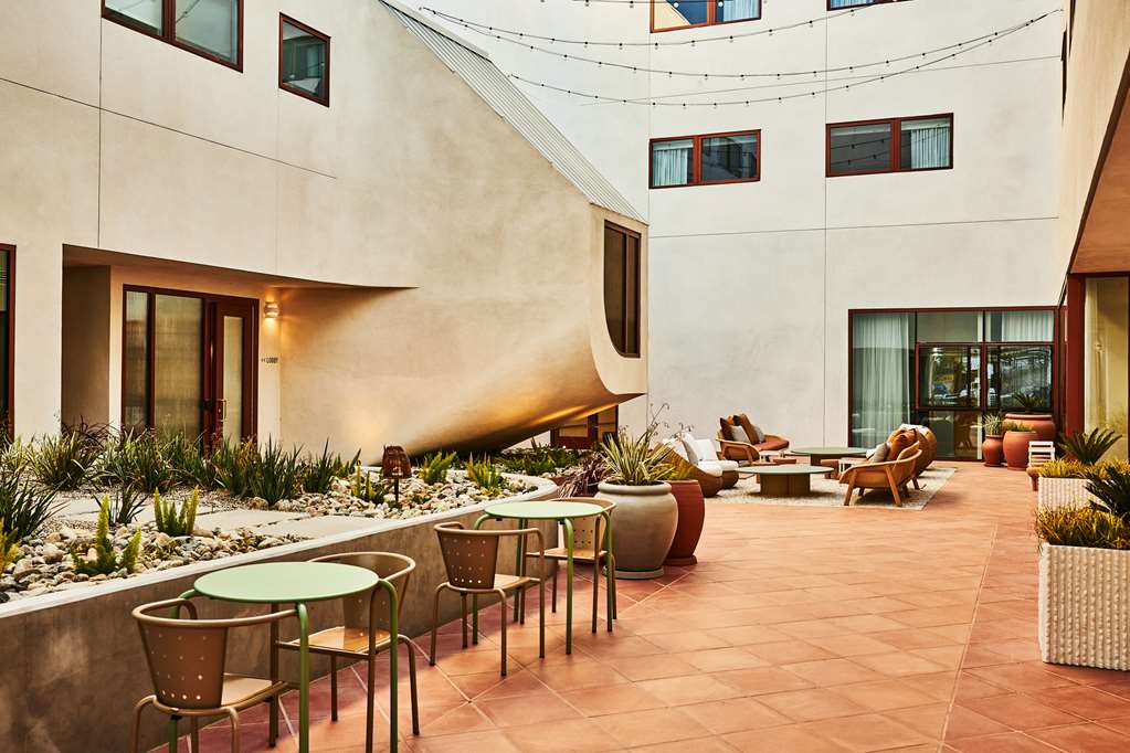 Alsace Hotel - thumb 3
