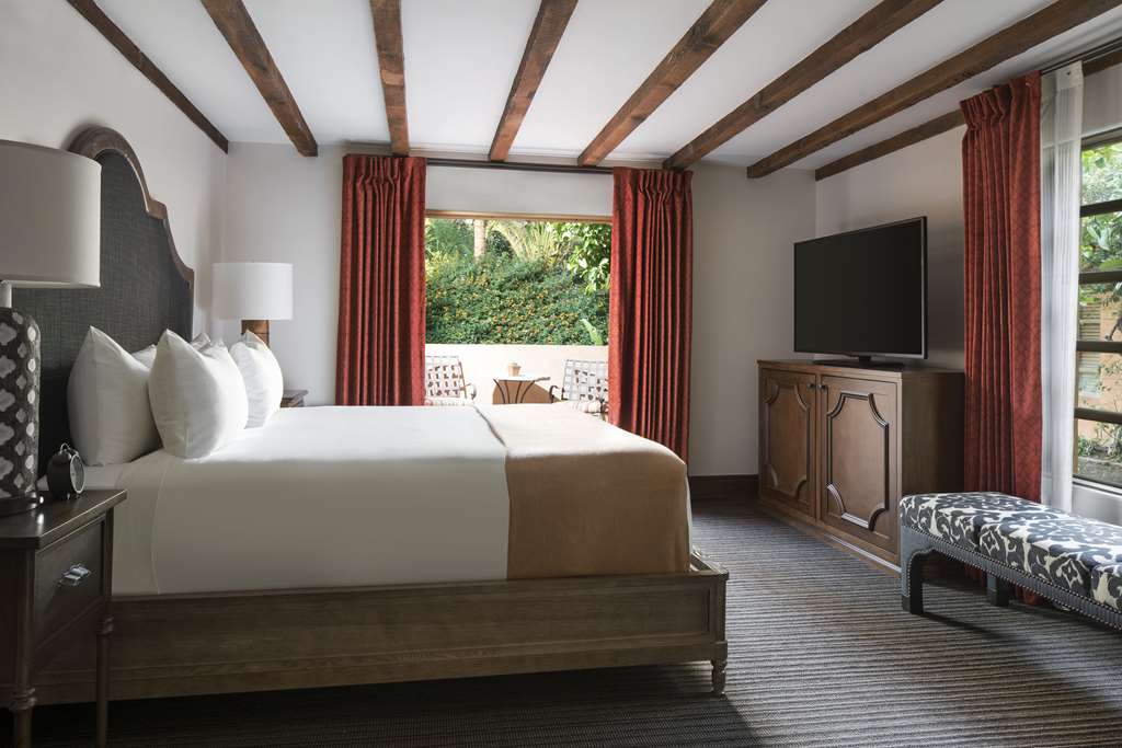 Royal Palms Resort And Spa - thumb 4