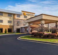 La Quinta Inn  Suites Fairborn - Accommodation Indiana