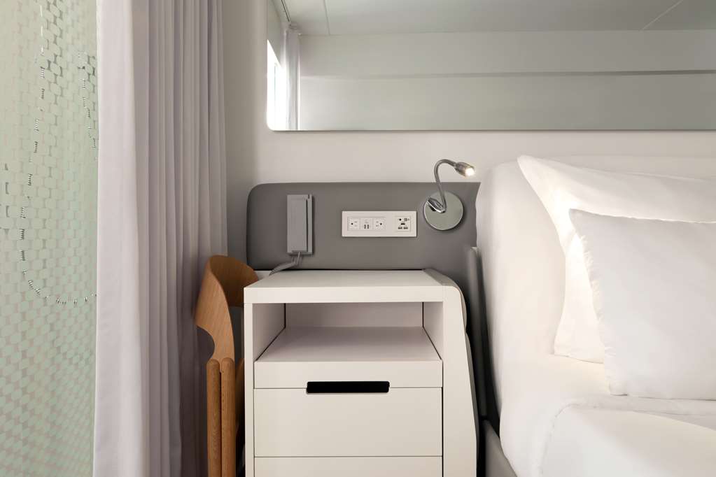 YOTEL Boston - thumb 2