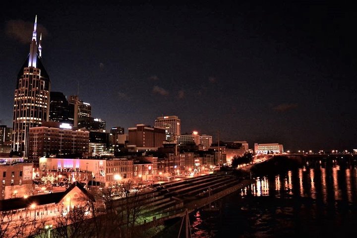 Evening Sunset or Night Helicopter Tour of Downtown Nashville 15-Minutes