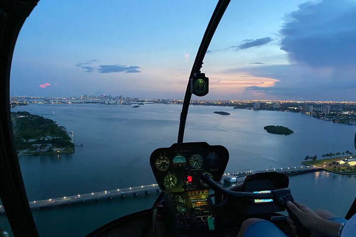 Miami Sunset Private Helicopter Tour