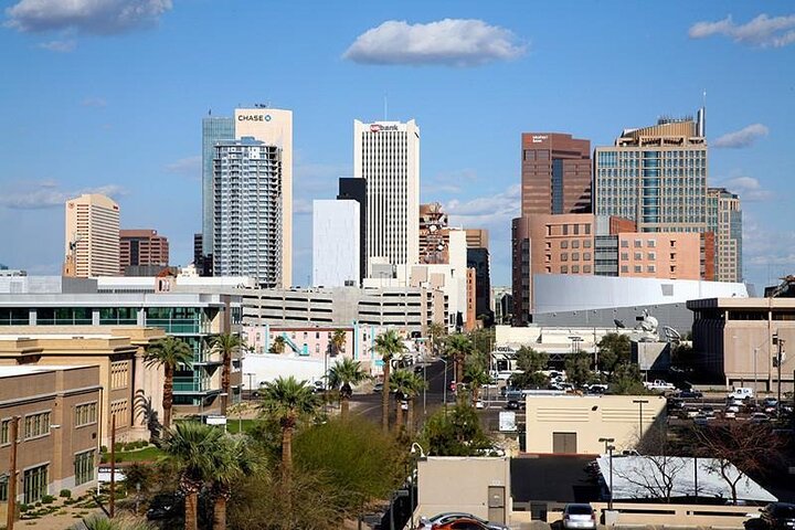 Private Transfer From Phoenix To Sky Harbor Airport PHX In Luxury SUV - thumb 2