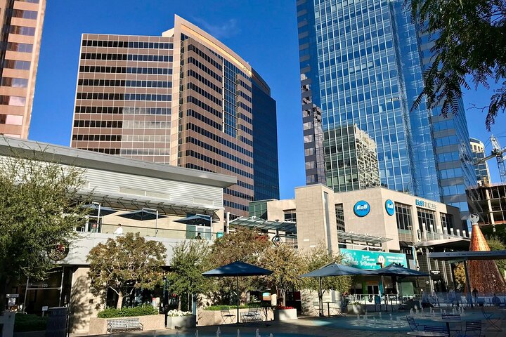 Arrival Private Transfer: Sky Harbor Airport PHX To Phoenix In Luxury SUV - thumb 3