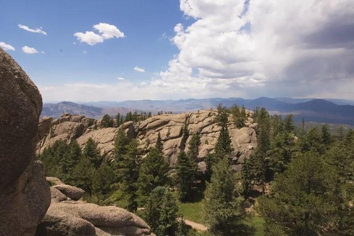 24-Hour Guided Backpacking In The Rockies - thumb 4