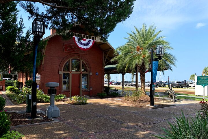 Eight Flags Road Tour - thumb 1