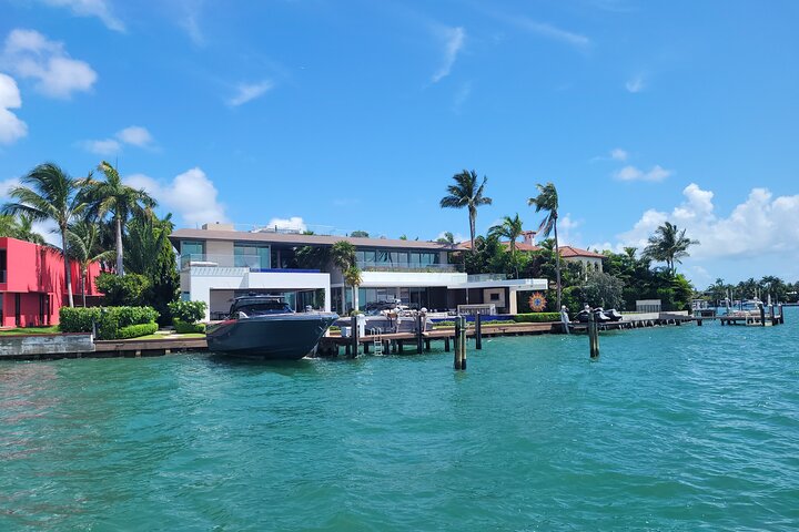 AMAZING Sightseeing BOAT Tour In Miami - thumb 2