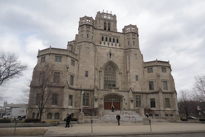 Indianapolis Scavenger Hunt: Peaceful Part Of Town