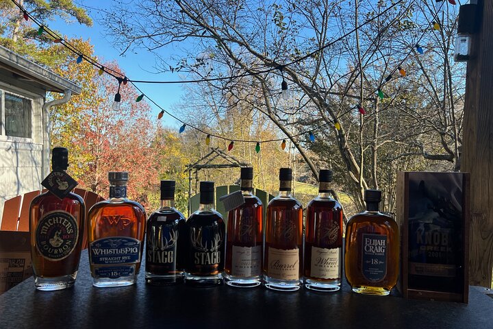 Kentucky Bourbon Trail For The Expert Bourbon Drinker. - thumb 0