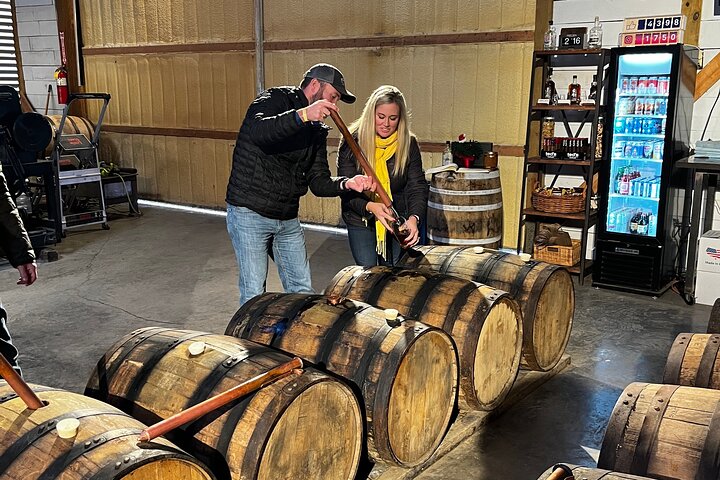 Kentucky Bourbon Trail For The Expert Bourbon Drinker. - thumb 1