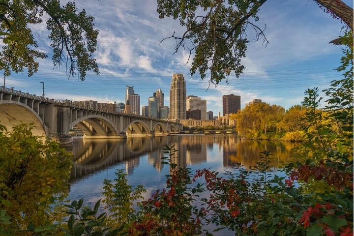 Minneapolis River Walk: A Self-Guided Audio Tour - thumb 1
