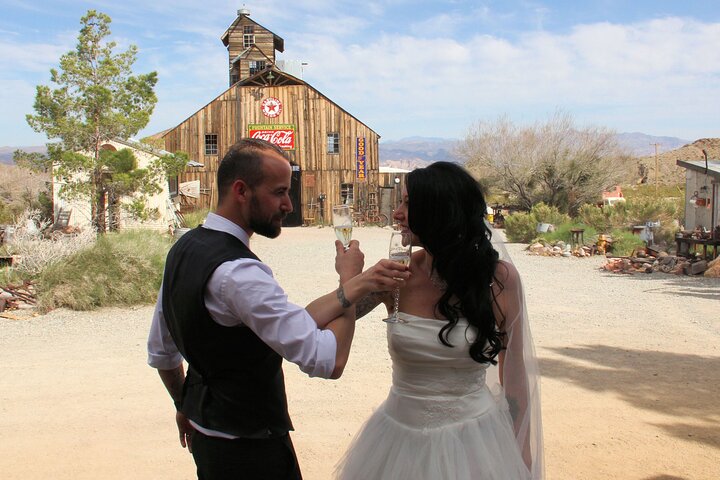 Wedding Ceremony: Nelson Ghost Town - thumb 5