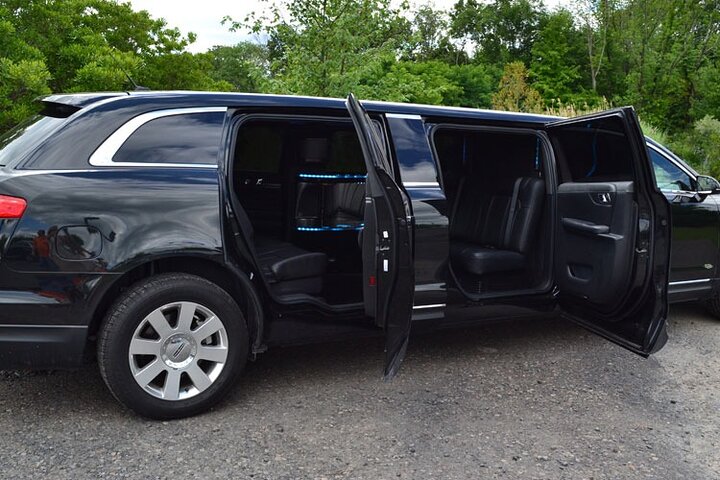 Private Transfer From Atlantic City To Atlantic City Airport ACY By Limousine - thumb 0