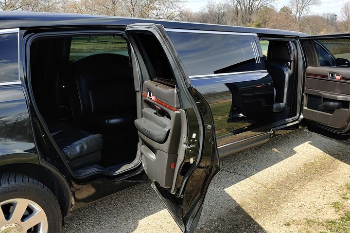 Private Transfer From Atlantic City To Atlantic City Airport ACY By Limousine - thumb 4