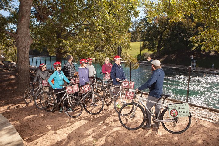 Austin In A Nutshell Bike Tour With A Local Guide - thumb 2