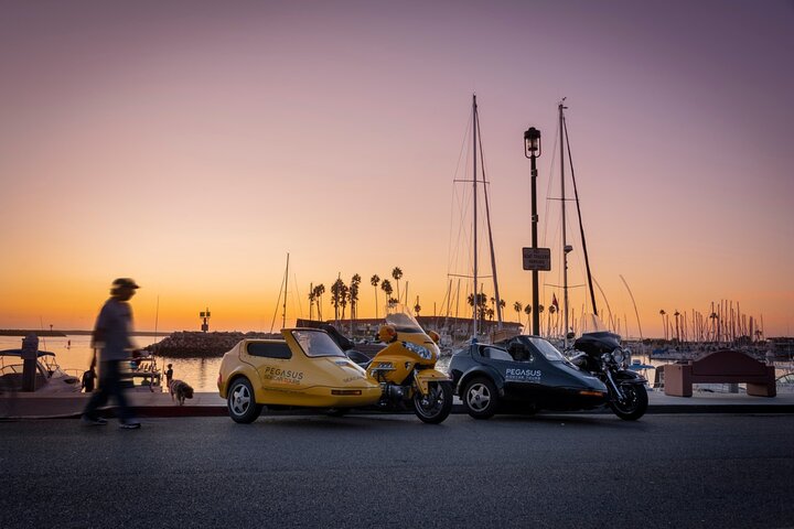 Oceanside, Auto Museum & Winery Tour & Tasting - thumb 2