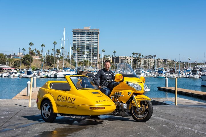 Oceanside, Auto Museum & Winery Tour & Tasting - thumb 5