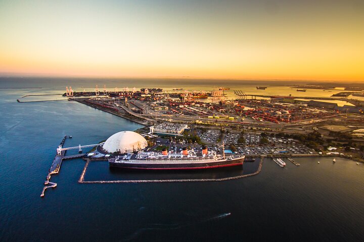 Private Helicopter Tour over Long Beach and Los Angeles