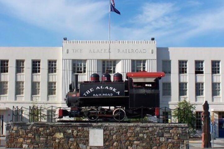 Anchorage Scavenger Hunt: Mushing Through Anchorage - thumb 2